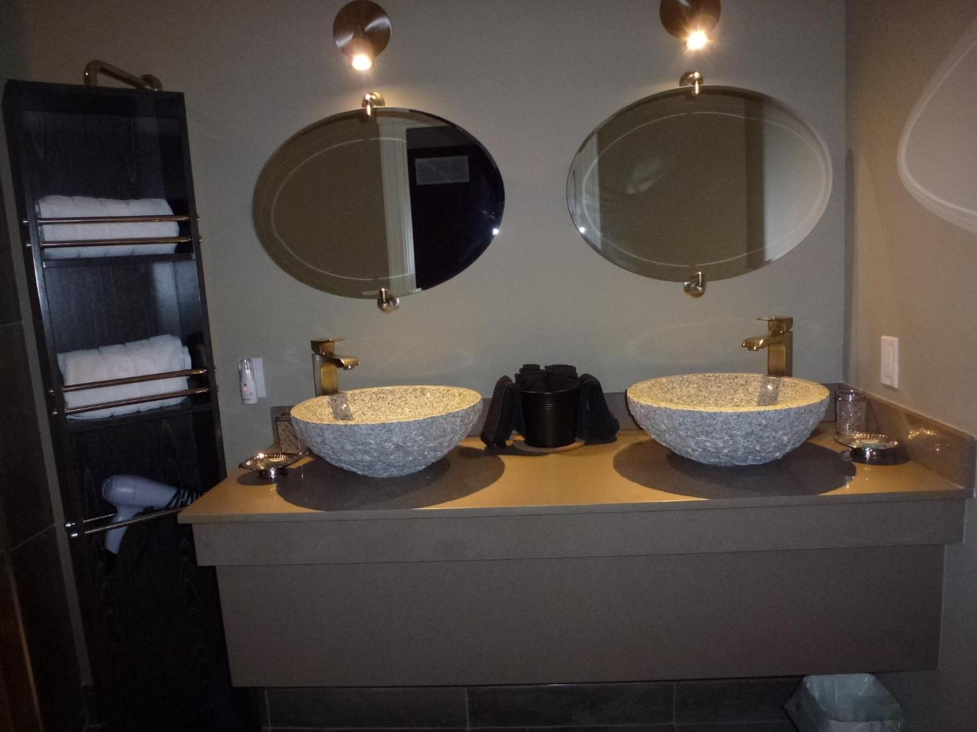 Niagara-on-the-Lake Globetrotters B&B الغرفة الصورة